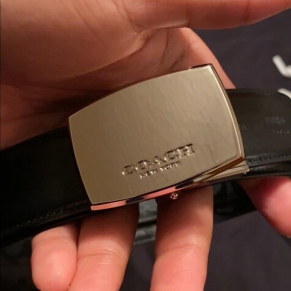 Men’s Coach Belt - Picture 2 of 3